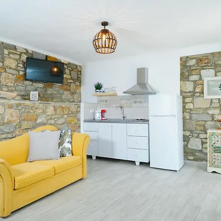 Apartman La Isla Hriszí Amudiá